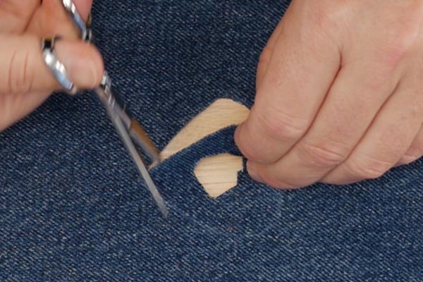 Découper la forme du renfort