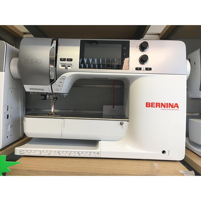 BERNINA Série-5 540 - EXPO BERNINA Série-5 540 - EXPO