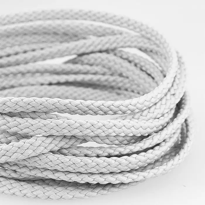 Cordon 5mm en polyester - Gris clair au mètre Cordon 5mm en polyester - Gris clair au mètre