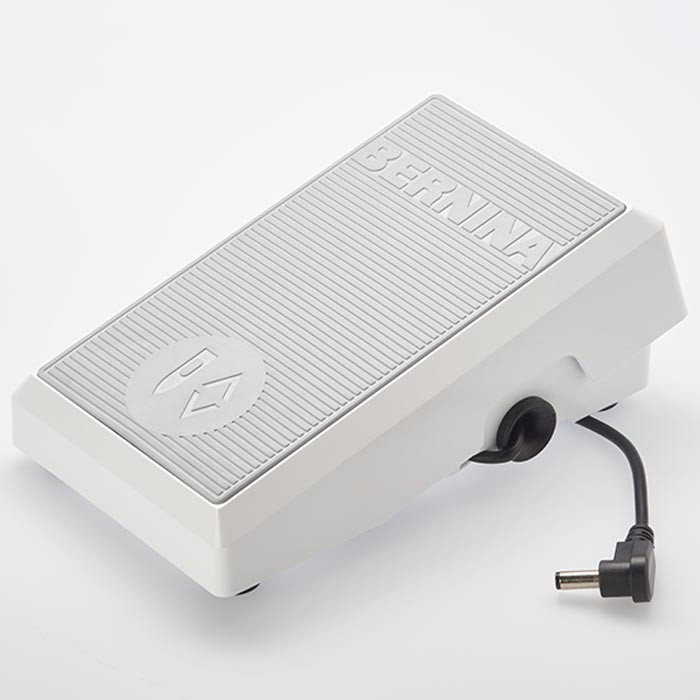 Pédale rhéostat programmable avec stop Bernina Pédale rhéostat programmable avec stop Bernina