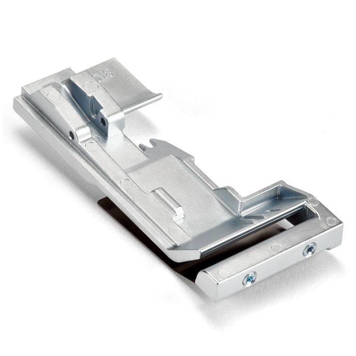 Pied fronceur # C18 Bernina L890 Pied fronceur # C18 Bernina L890