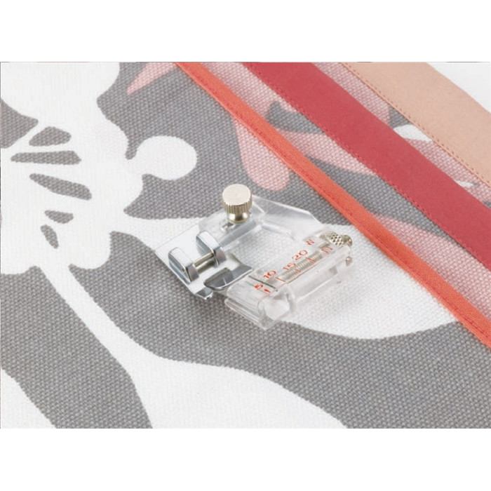 Pied pour biais, pose bande réglable F071 Pied pour biais, pose bande réglable F071