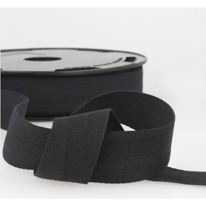 Serge coton noir 11 mm au mètre Serge coton noir 11 mm au mètre