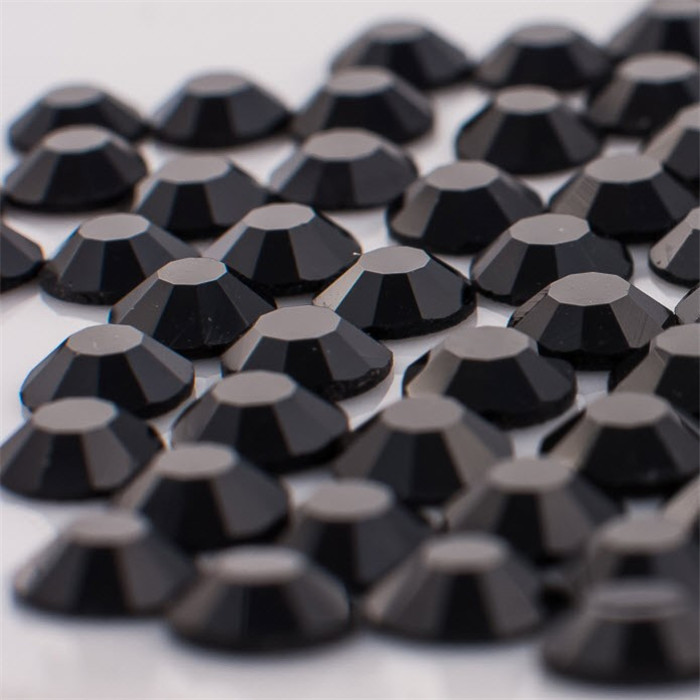 Strass thermocollant SS10 2,5mm Noir Strass thermocollant SS10 2,5mm Noir
