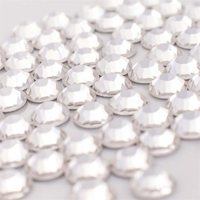 Strass thermocollant SS16 3,5mm Crystal Strass thermocollant SS16 3,5mm Crystal